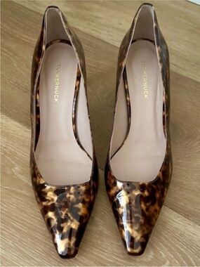 Tuckernuck Tortious Llana Heels